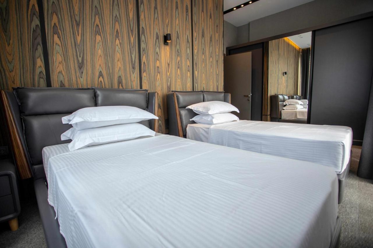 Gumbati Apart Hotel Batumi Exteriör bild