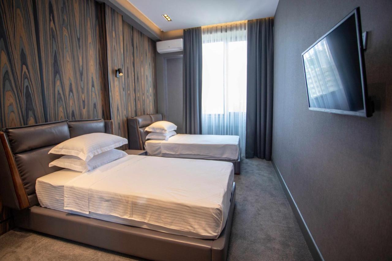 Gumbati Apart Hotel Batumi Exteriör bild